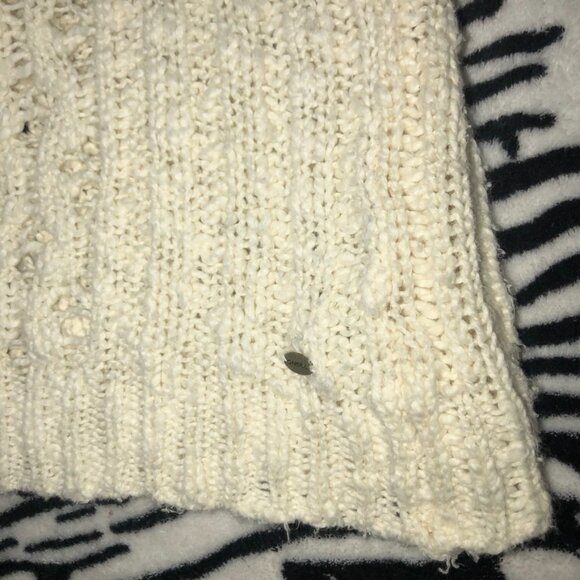 y2k style cream knit sweater - Picture 7 of 8